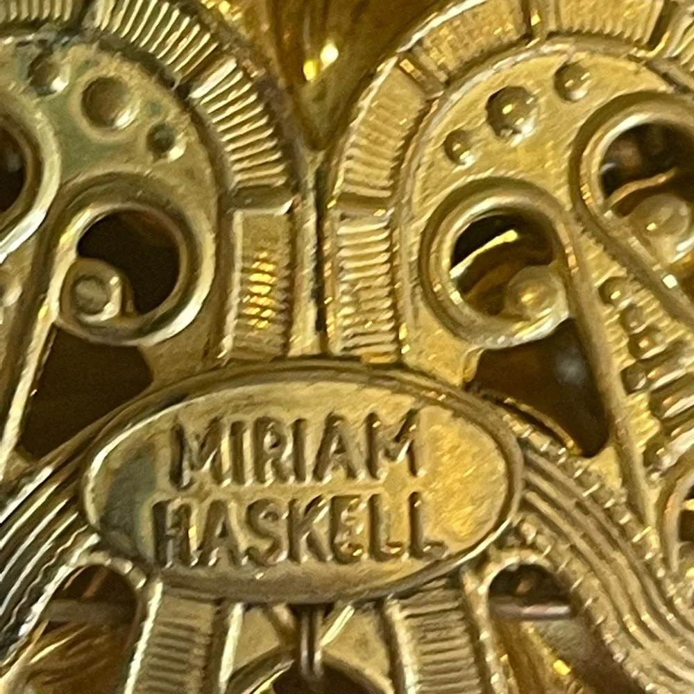 Stunning Miriam Haskell Gold Brooch - Picture 4 of 6